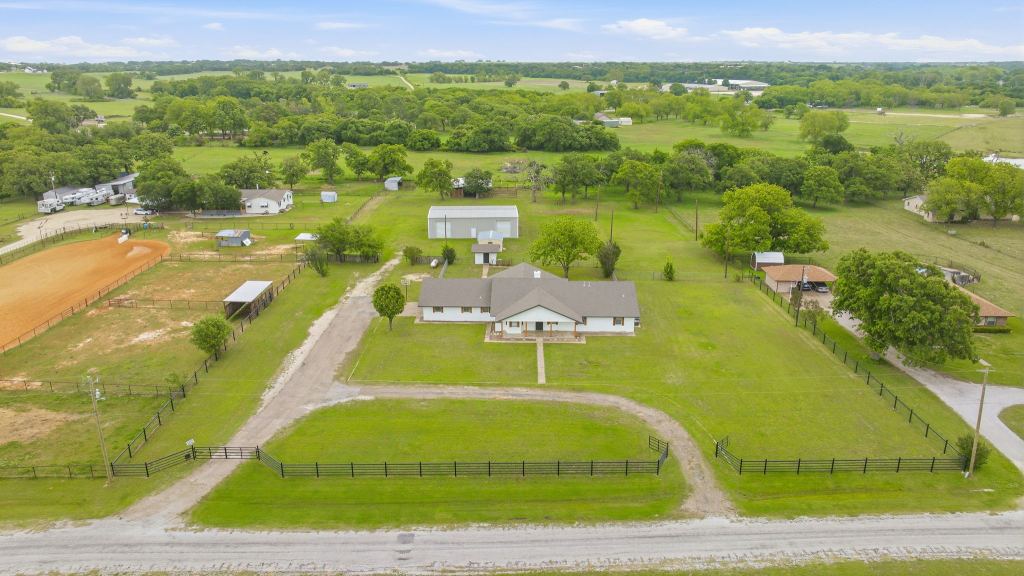 621 County Road 484, Stephenville, TX 76401 — photo 1