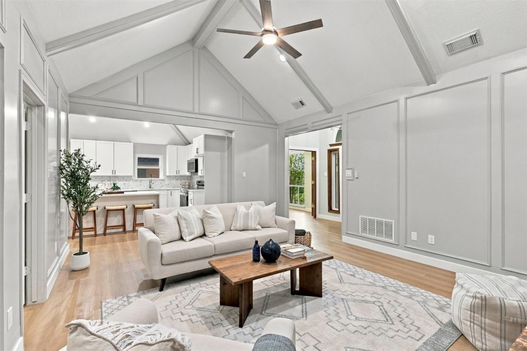 1316 Royal Palm Lane