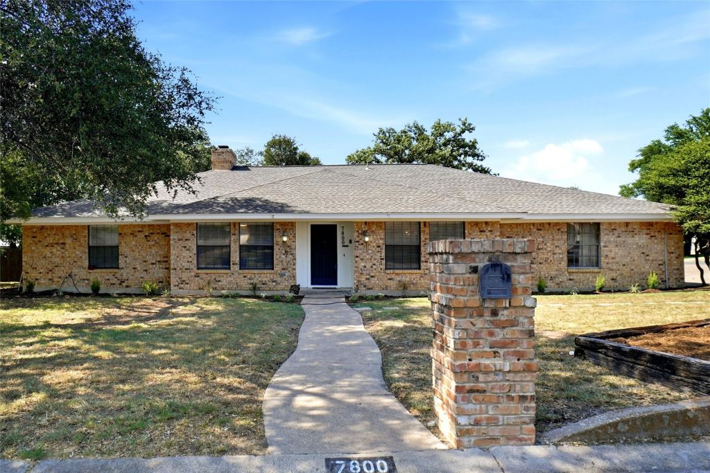 7800 Skylake Drive