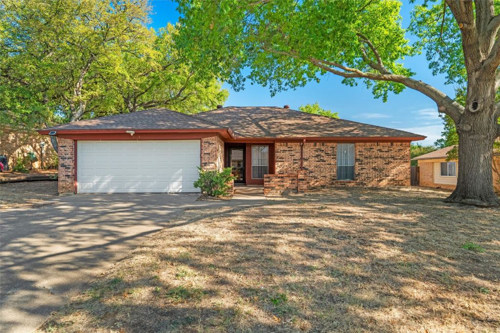 8413 Timberline Court, North Richland Hills, TX 76182 — photo 1