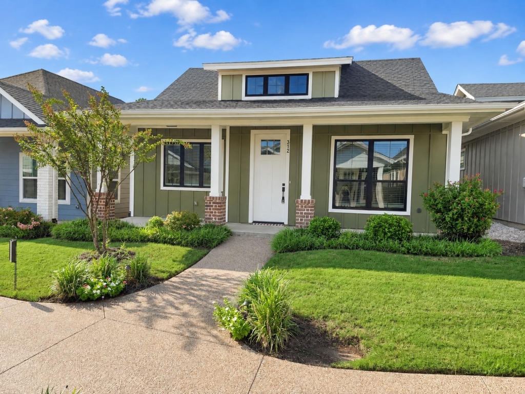 312 Woodside Trail, Waxahachie, TX 75165 — photo 1