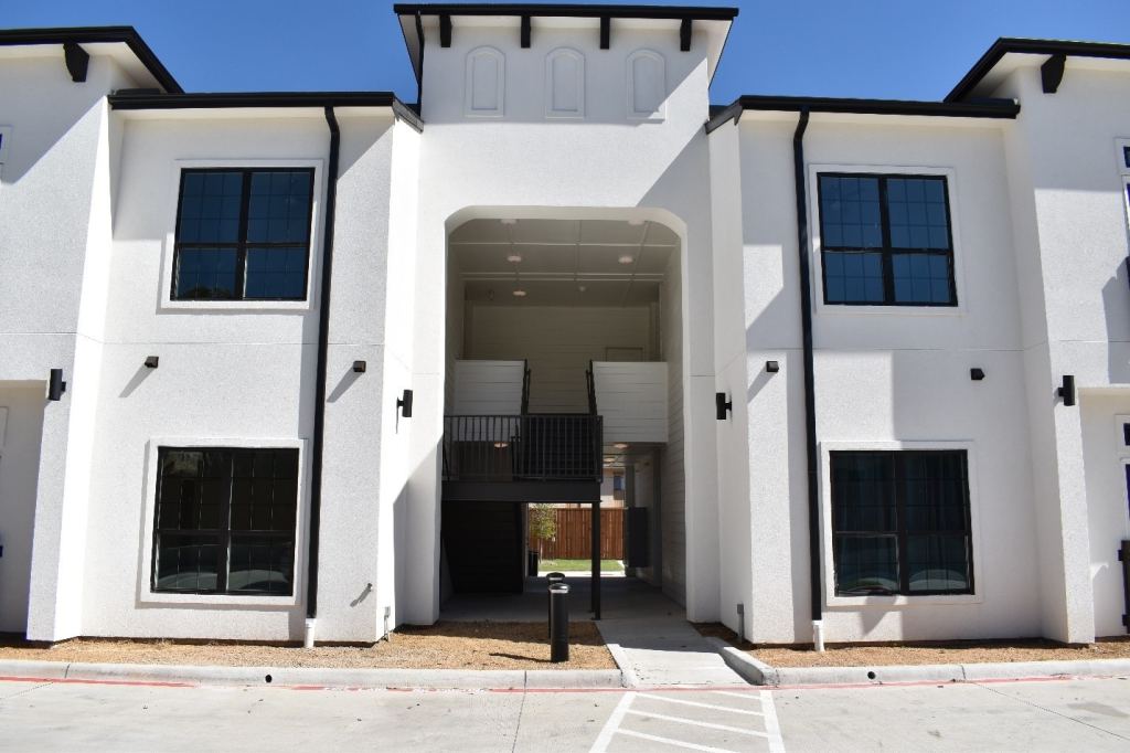 1514 E 15th Street 21, Plano, TX 75074 — photo 1
