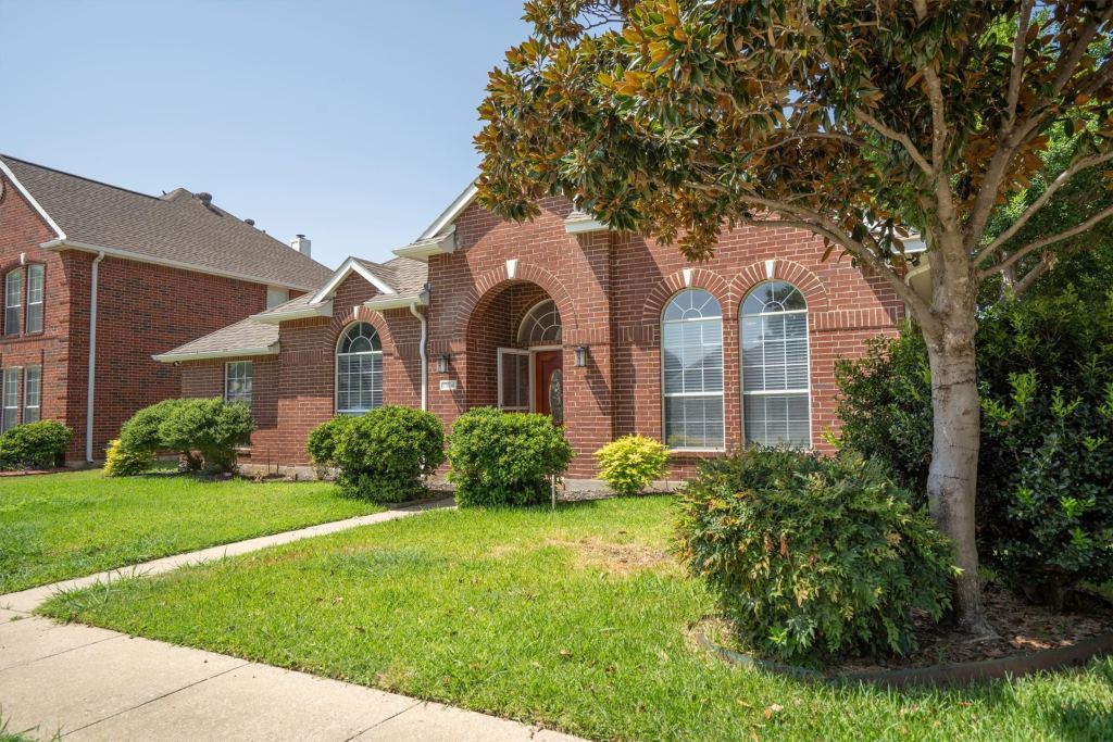 1324 Winnipeg Drive, Lewisville, TX 75077 — photo 1