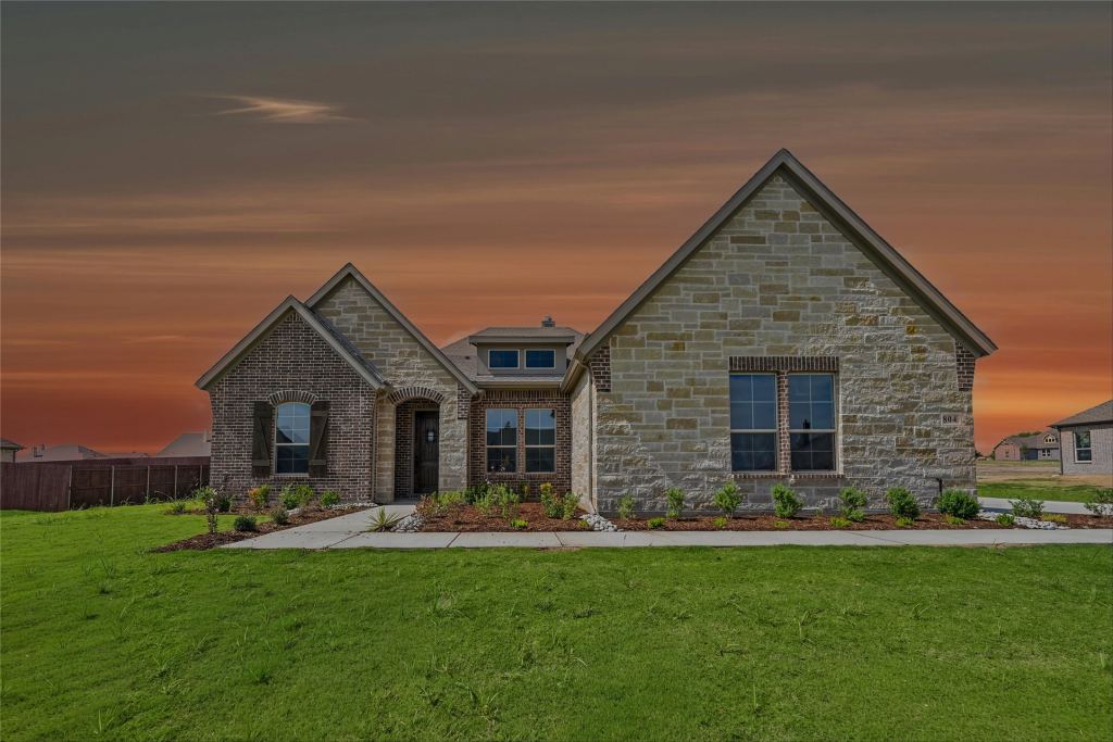 804 Valley Ridge Road, Van Alstyne, TX 75495 — photo 1