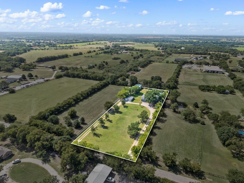 2942 Trails End, Aubrey, TX 76227 — photo 1