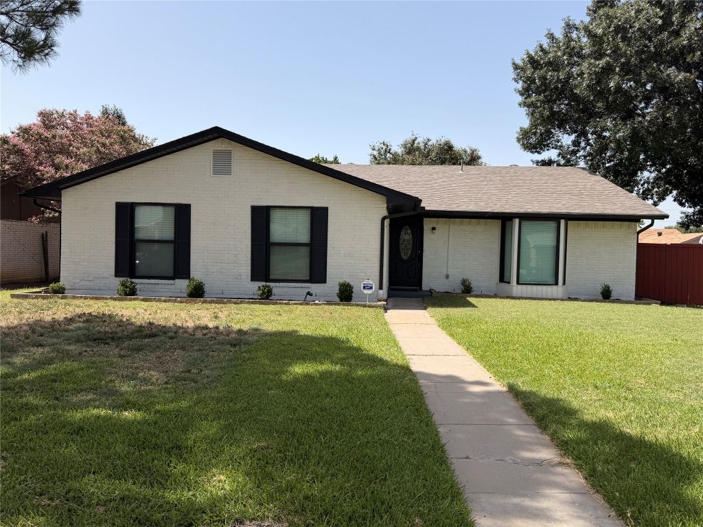 1262 Valencia Lane, Lewisville, TX 75067 — photo 1