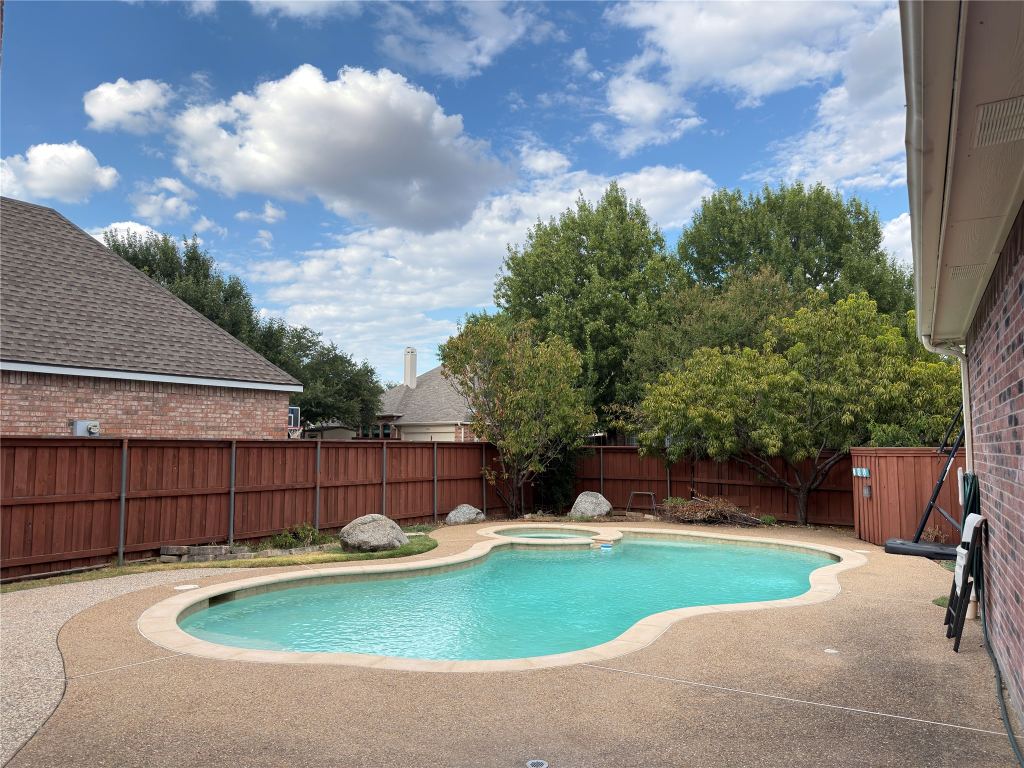1328 Comanche Drive, Allen, TX 75013 — photo 1