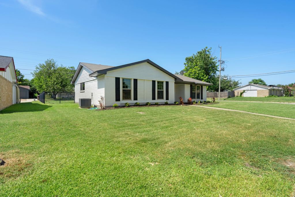 1700 Jasmine Lane, Plano, TX 75074 — photo 1