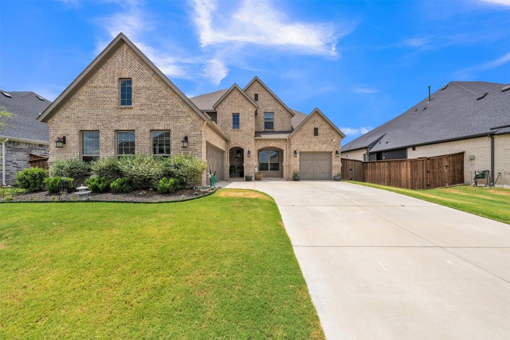 2103 Horizon Drive, Mansfield, TX 76063 — photo 1