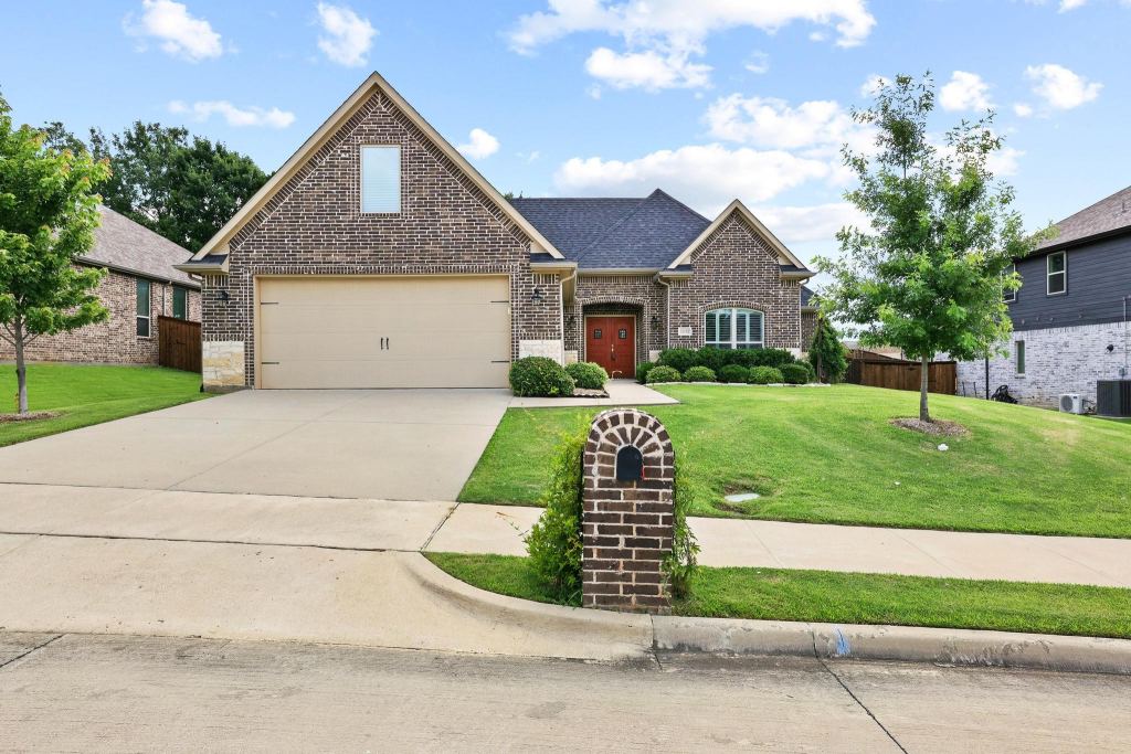 3832 Fawn Meadow Trail