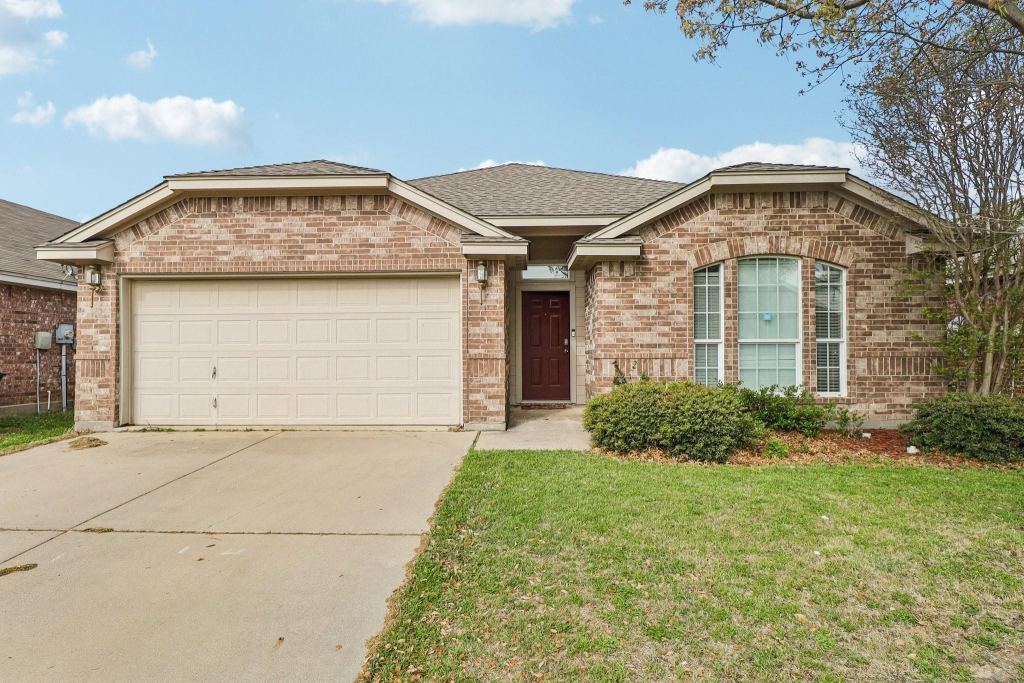 8221 Mule Deer Run, Fort Worth, TX 76179 — photo 1