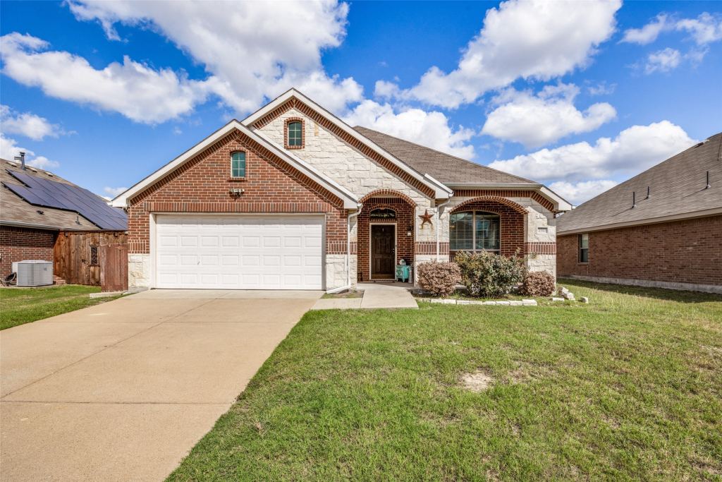 2310 Sparrow, Forney, TX 75126 — photo 1