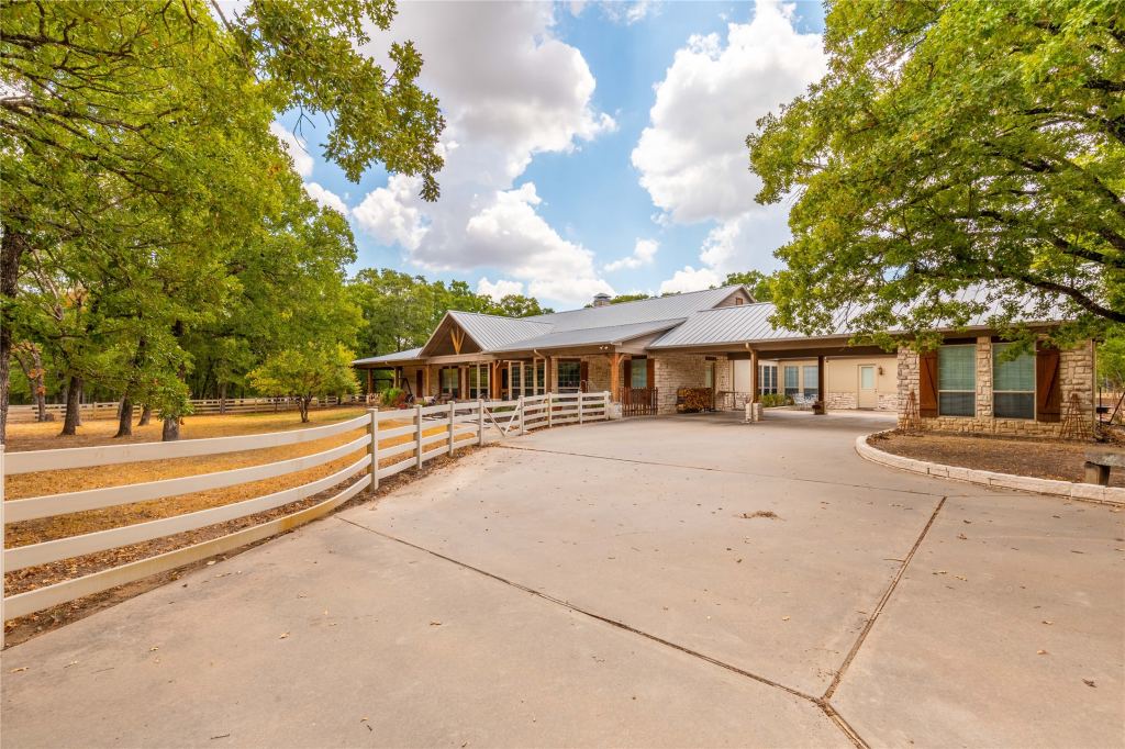 2702 Hidden Trails Road, Royse City, TX 75189 — photo 1