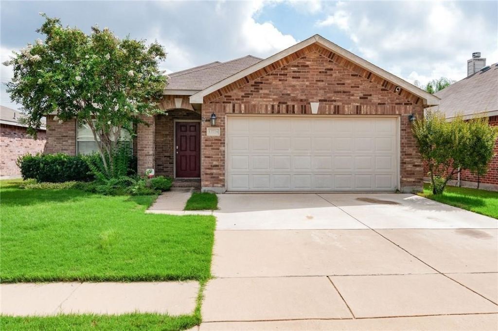 12728 Foxpaw Trail, Fort Worth, TX 76244 — photo 1