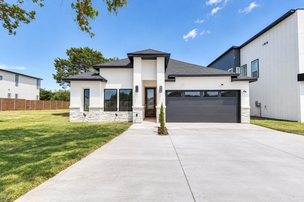 3913 Blue Ridge Boulevard, Dallas, TX 75233 — photo 1