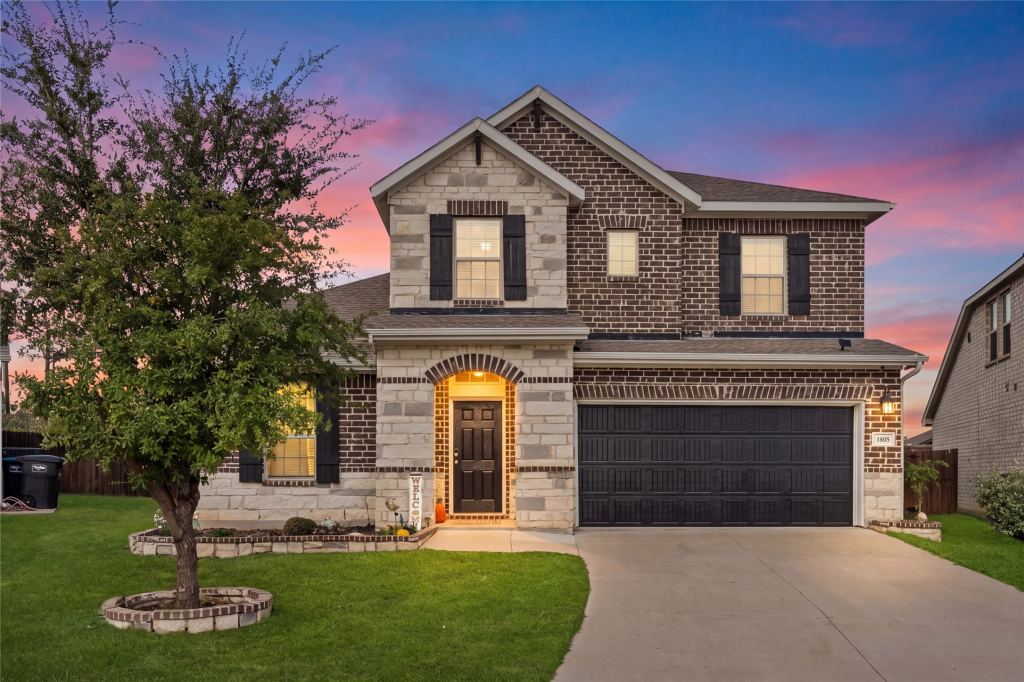 1805 Augustus Drive, Fort Worth, TX 76120 — photo 1
