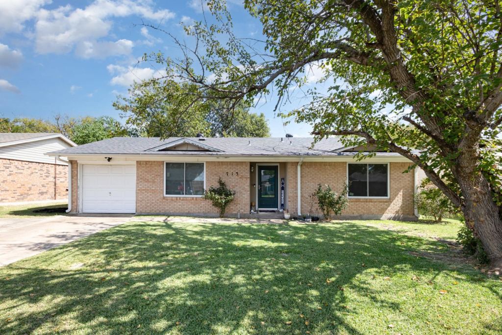 6713 Wren Drive, Greenville, TX 75402 — photo 1