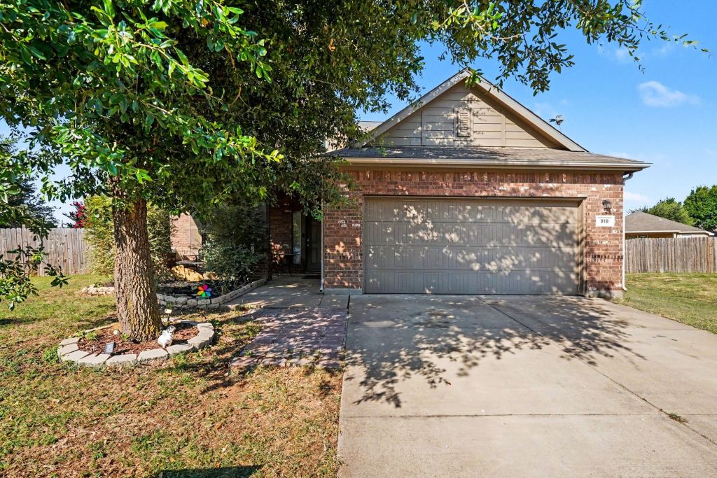 919 Keel Line Court, Crowley, TX 76036 — photo 1