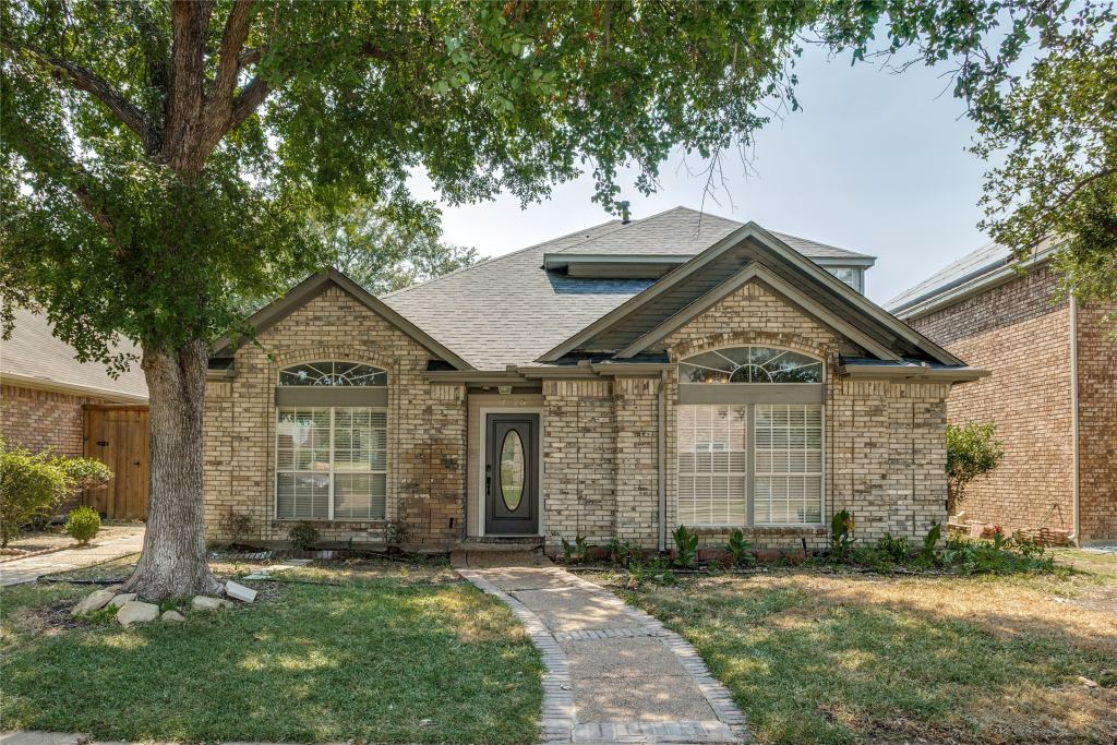 2123 Daniel Way, Carrollton, TX 75006 — photo 1