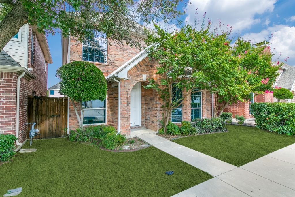 1013 Rodin Lane, Carrollton, TX 75006 — photo 1