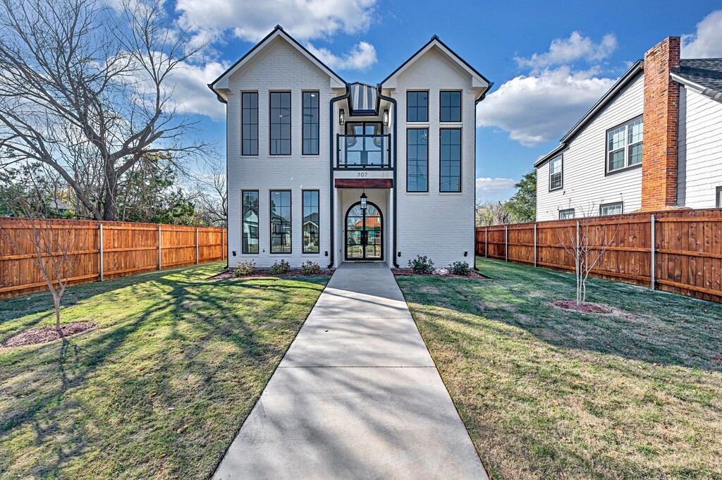 707 S 9th Street, Waco, TX 76706 — photo 1