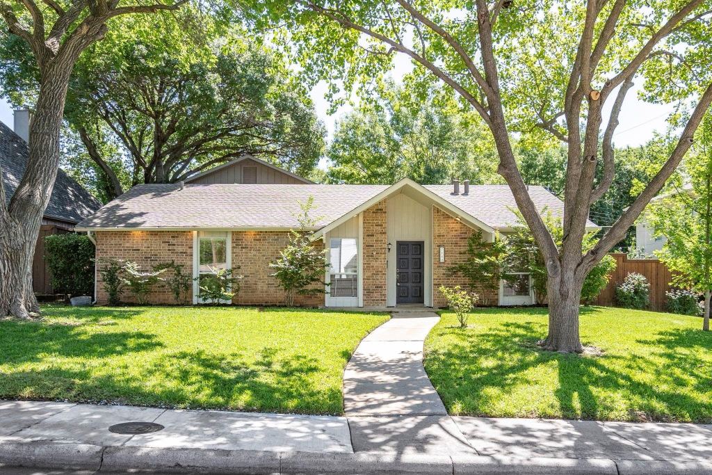 7162 Carrousel Circle