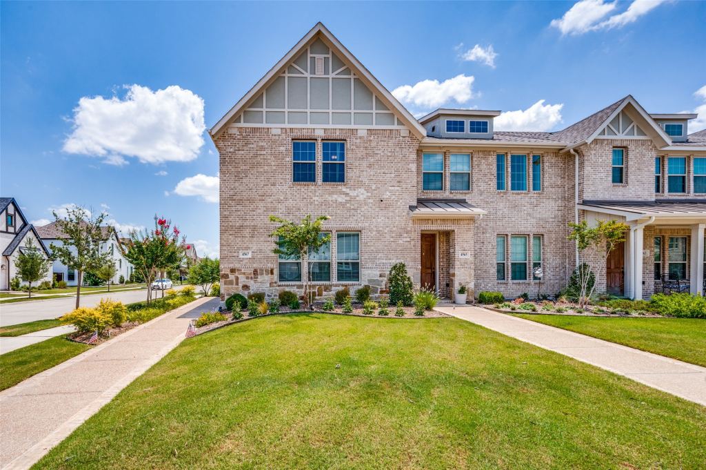 4567 Cypress Thorn Drive, Arlington, TX 76005 — photo 1