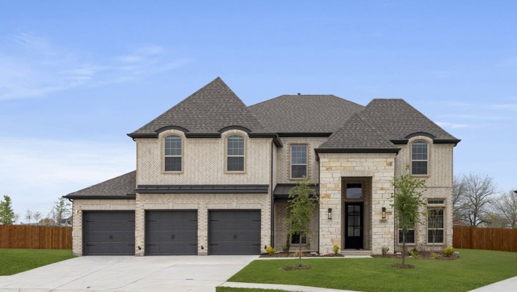 932 Pilatus Lane