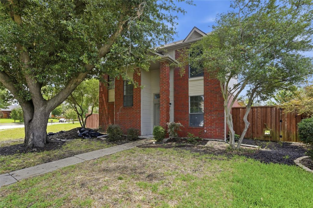 2142 Falcon Ridge Drive, Carrollton, TX 75010 — photo 1