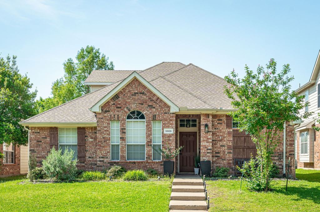 5909 Pinyon Drive, McKinney, TX 75070 — photo 1