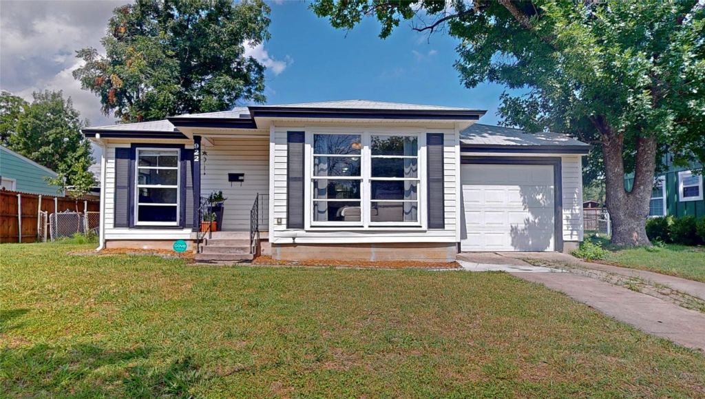 922 Tamara Lane, Grand Prairie, TX 75051 — photo 1