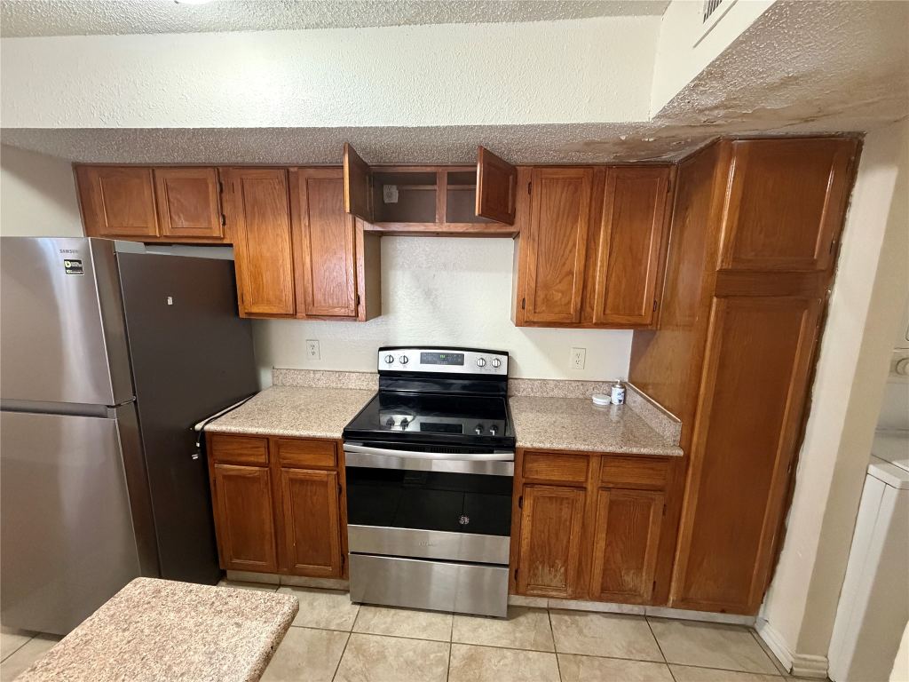 9809 Walnut Street 210, Dallas, TX 75243 — photo 1