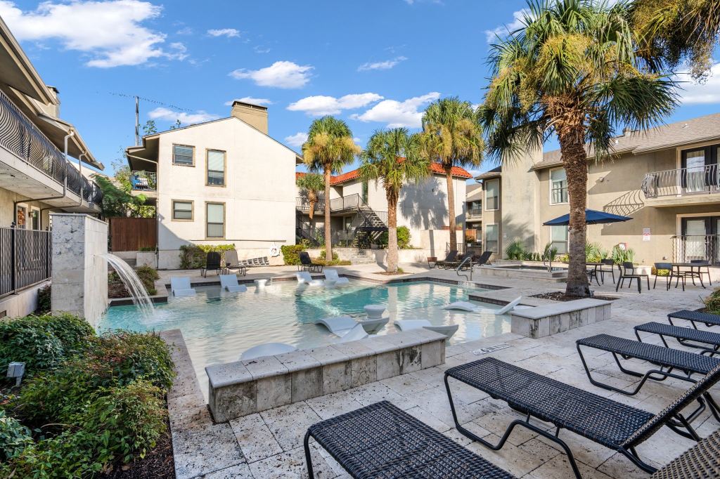 5806 Birchbrook Drive 103, Dallas, TX 75206 — photo 1