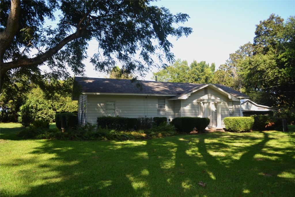 216 Louisiana Street