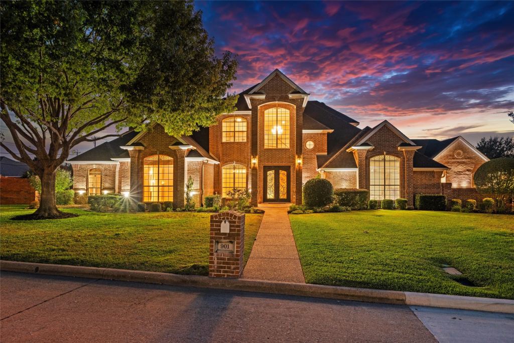 901 Walnut Falls Circle, Mansfield, TX 76063 — photo 1