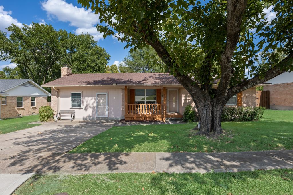 808 Jackson Street, Rockwall, TX 75087 — photo 1
