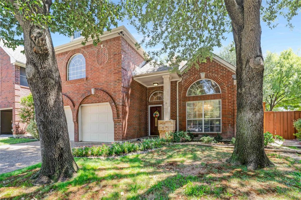 9352 Riverwalk Lane, Irving, TX 75063 — photo 1