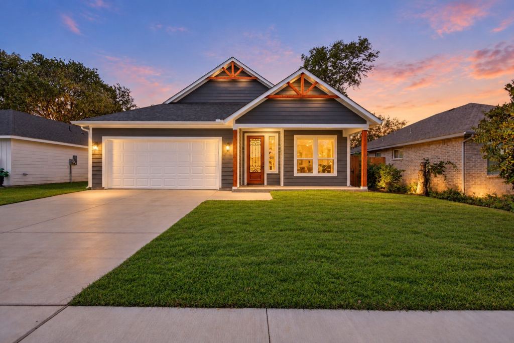 602 S Hattie Street, Terrell, TX 75160 — photo 1