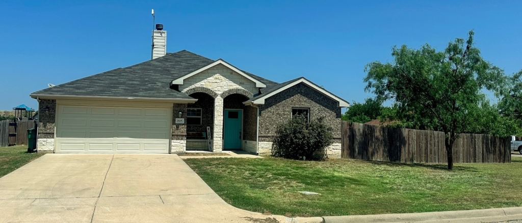 805 Wind Song, Stephenville, TX 76401 — photo 1