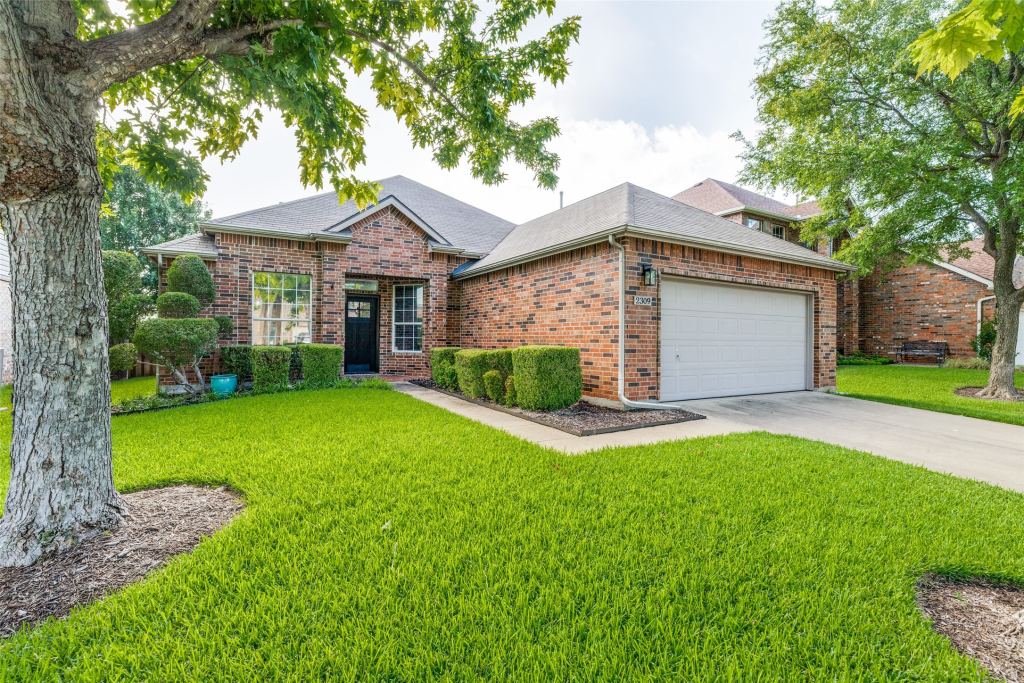 2309 Sheldon Drive, McKinney, TX 75072 — photo 1