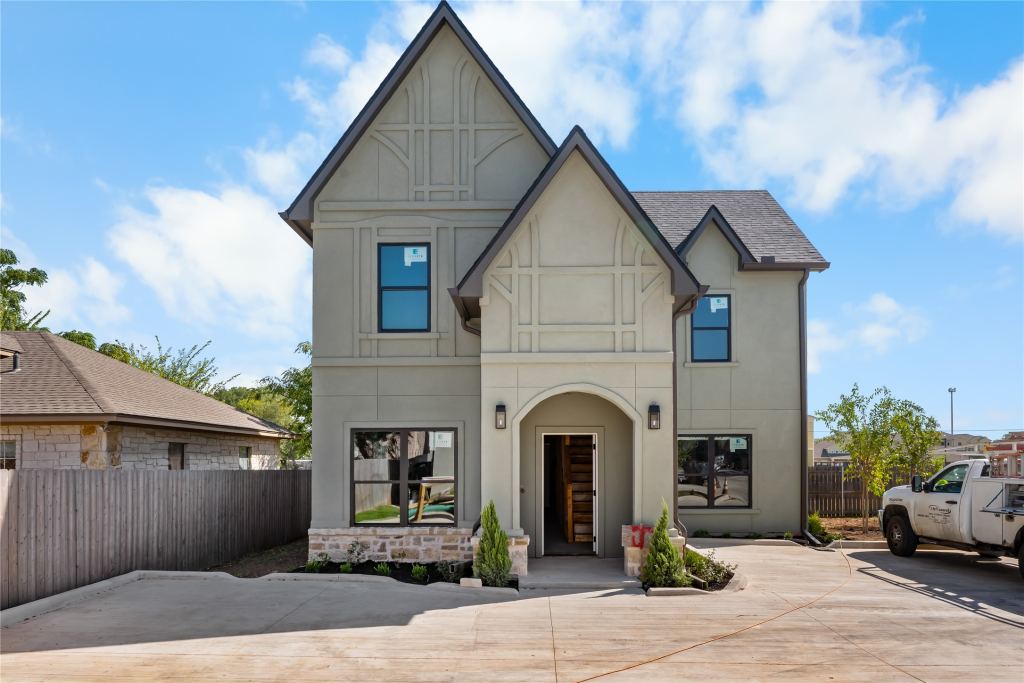 2700 S 2nd J, Waco, TX 76706 — photo 1