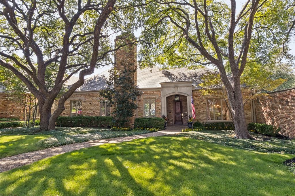 10 Saint Laurent Place, Dallas, TX 75225 — photo 1