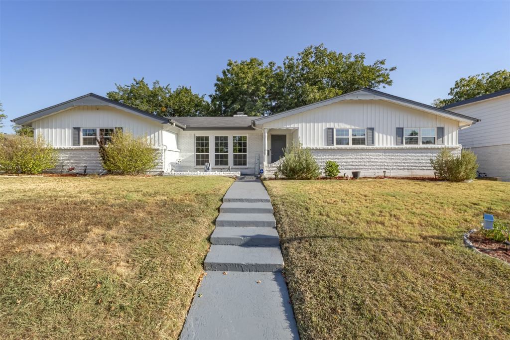 8001 Clark Street, North Richland Hills, TX 76180 — photo 1