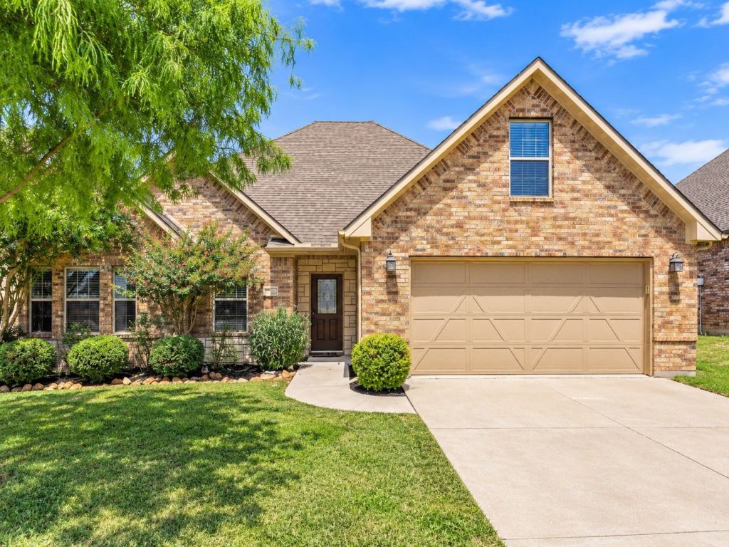 1407 Monfort Drive, Sherman, TX 75092 — photo 1