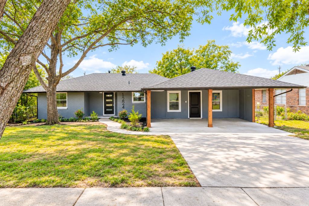 1224 Bellaire Drive