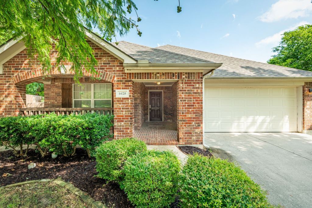 8428 Sonnet Drive, McKinney, TX 75071 — photo 1