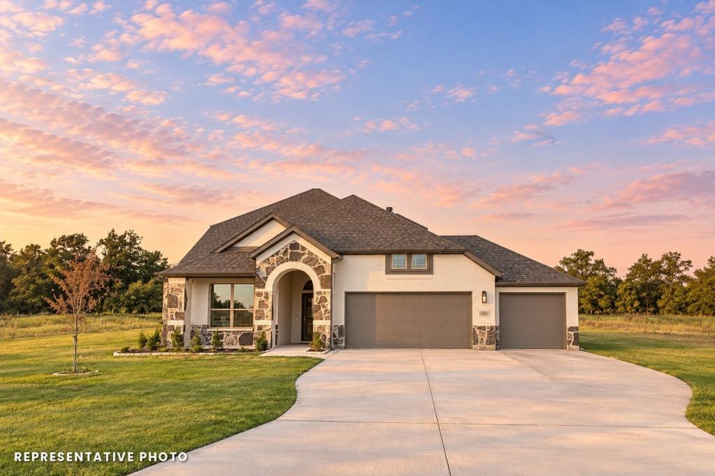 1032 Monaco Court, Springtown, TX 76082 — photo 1