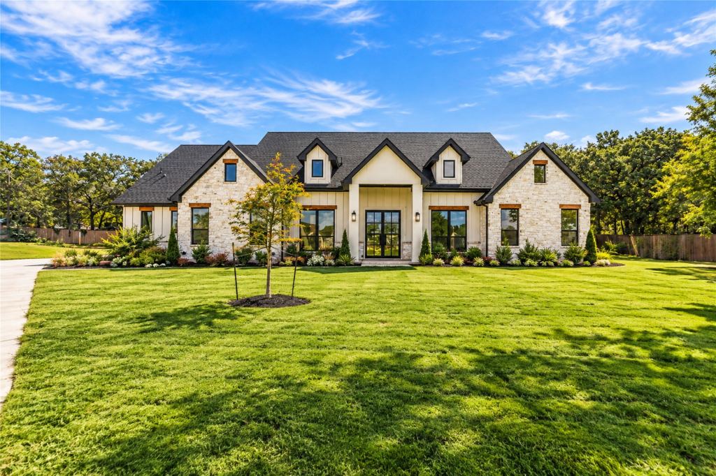 5832 Grey Wolf Court