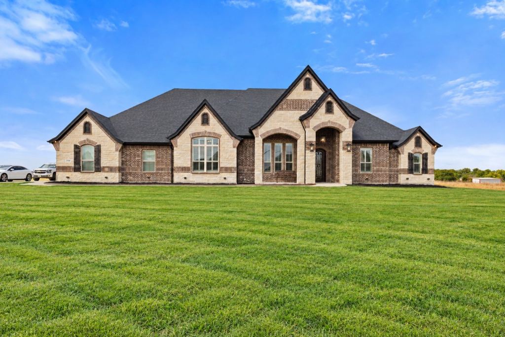 3338 Howard Road