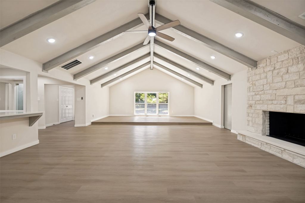 5209 Breakwood Drive